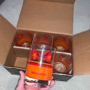 Vintage Buccaneers FB glasses (6)